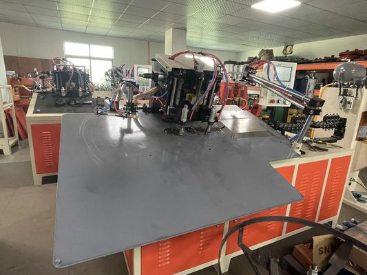 Machine à cintrer 380V de fil en métal de 50HZ 60HZ 2D guide l'équipement